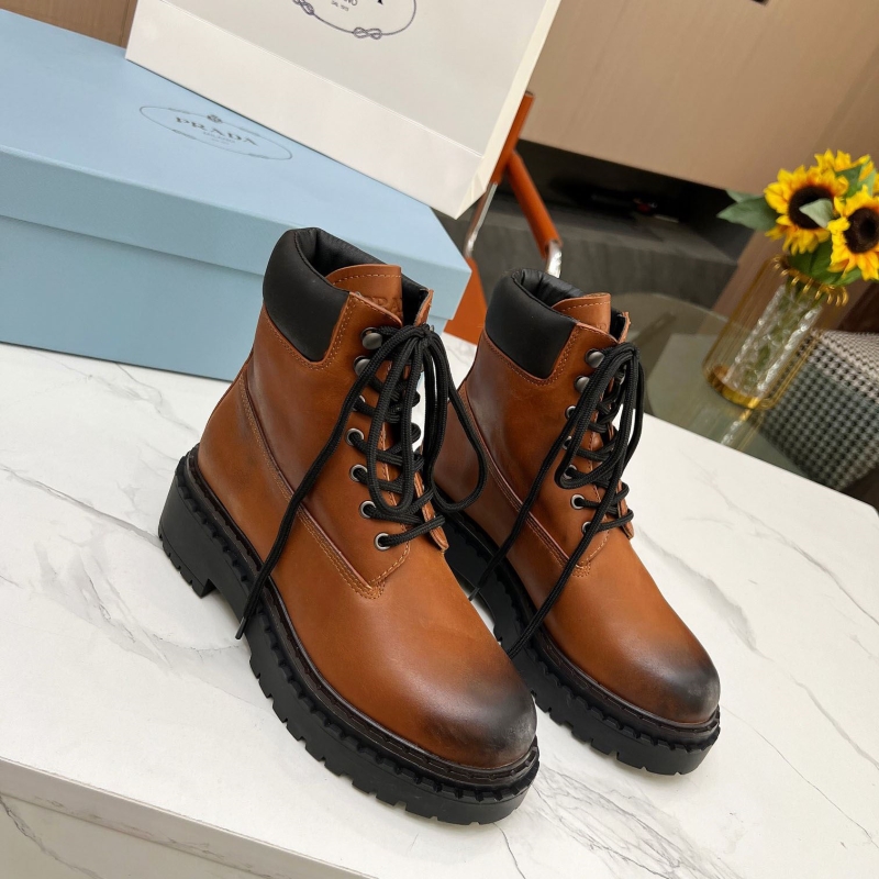 Pra*a boots